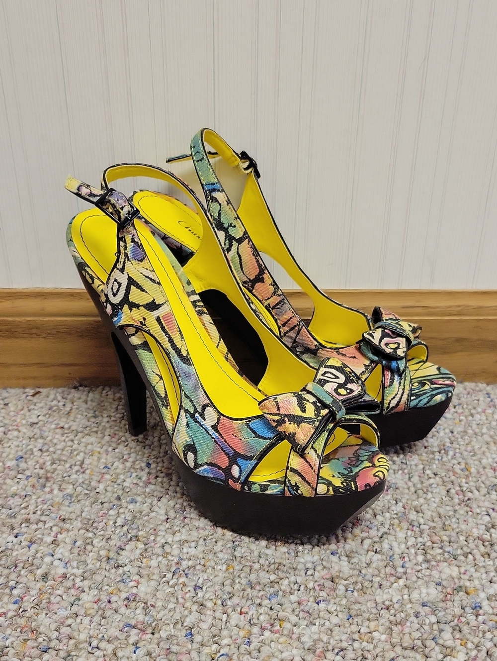 Charlotte Russe Multicolor Platform Slingback Heels Comic Book 7 Halloween